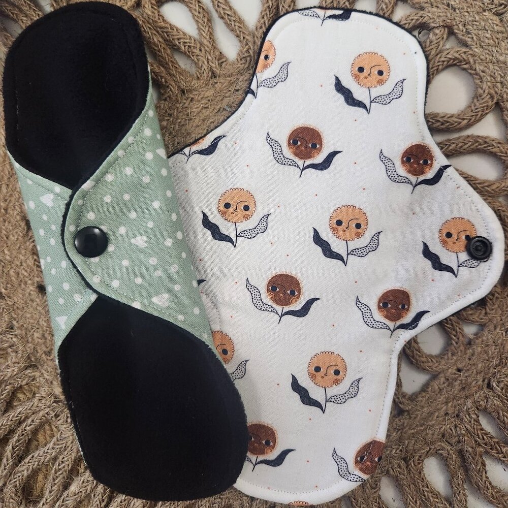 Set of 2 Regular Cloth Pads, Skin Friendly, Natural Washable Menstrual pads